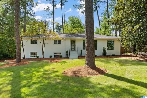2308 Hawksbury Ln, Hoover, AL 35226