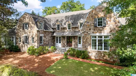 3832 Forest Glen Dr, Birmingham, AL 35213