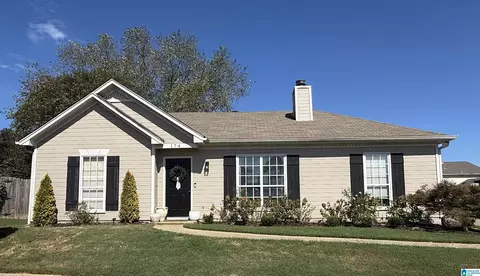 174 Stonebridge Cir, Pelham, AL 35124
