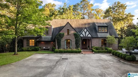 3901 Forest Glen Dr, Birmingham, AL 35213