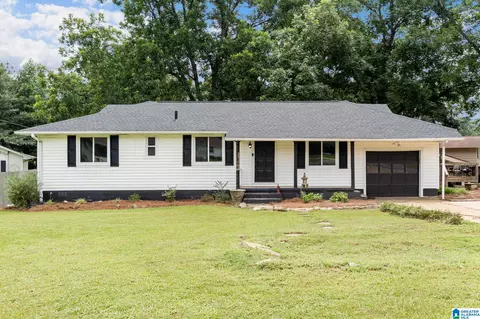 1400 Golden Dr, Bessemer, AL 35023