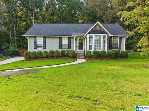3443 Cedarbrook Cir, Trussville, AL 35173