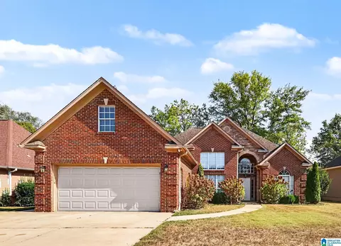 8233 Wynwood Dr, Helena, AL 35080