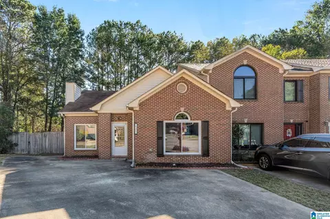 141 Timberleaf Cir, Alabaster, AL 35007