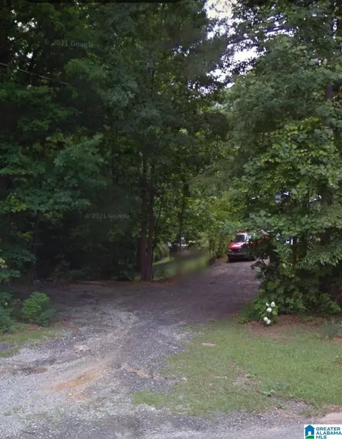 498 Cane Creek Dr, Pell City, AL 35125