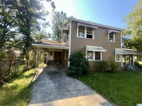 1302 Stroud Ave, Gadsden, AL 35903