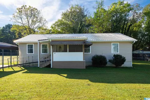 44 Robinson Ln, Springville, AL 35146