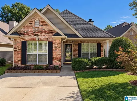 9149 Brookline Ln, Helena, AL 35080