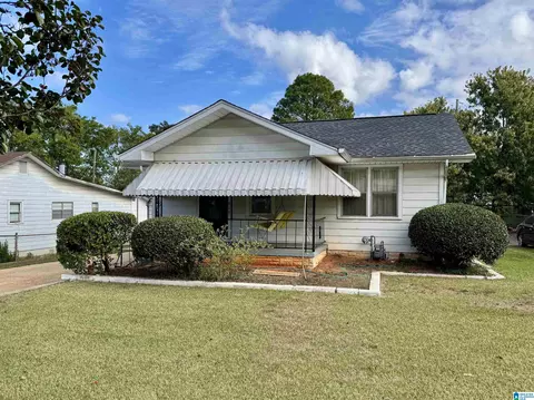 419 10th St S, Bessemer, AL 35020