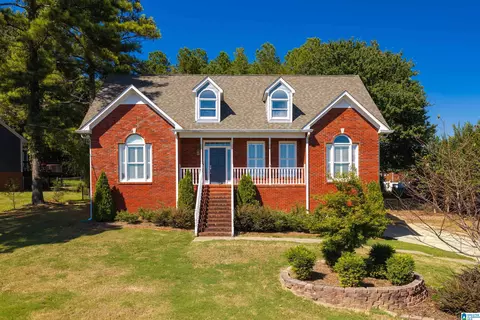 7504 Roper Tunnel Rd, Trussville, AL 35173