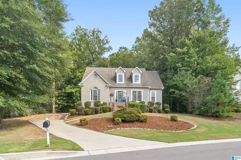 1867 Russet Woods Ln, Hoover, AL 35244