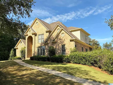 5766 Carrington Lake Pkwy, Trussville, AL 35173