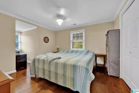 Bedroom - 151 Crest Dr, Dora, AL 35062 photo 2 of 2