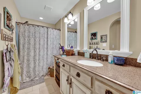 Bath - 151 Crest Dr, Dora, AL 35062 photo 1 of 2