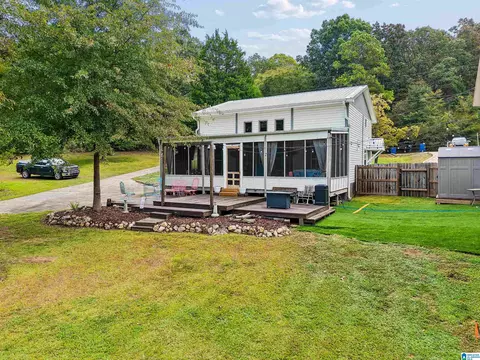 180 W Lake Hill Dr, Talladega, AL 35160