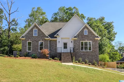 6536 Hemlock St, Trussville, AL 35173