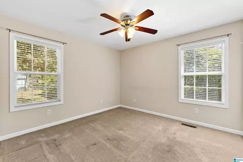 Bedroom - 528 Ridgewood Dr, Remlap, AL 35133 photo 4 of 4
