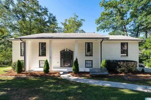 2309 Woodcreek Dr, Hoover, AL 35226