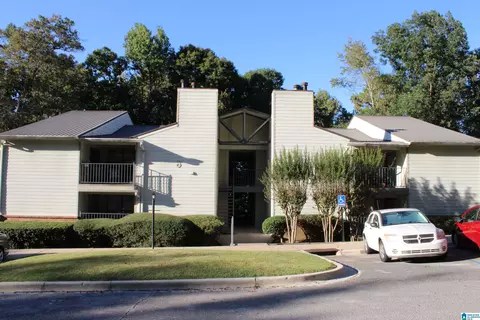 808 Gables Dr #808, Hoover, AL 35244