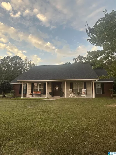 2381 W Gantts Mill Rd, Tallassee, AL 36078