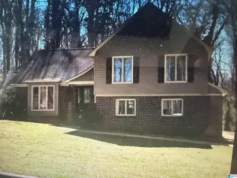 204 Linda Dr, Boaz, AL 35956
