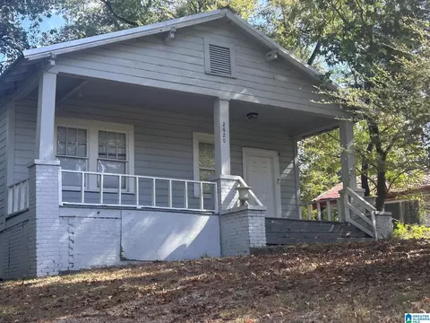 2620 Universal Heights Rd, Tuscaloosa, AL 35404