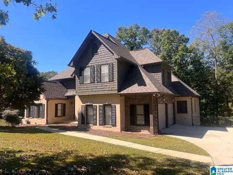 707 Saint Andrews Pkwy, Oneonta, AL 35121