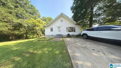 109 5th Ave, York, AL 36925