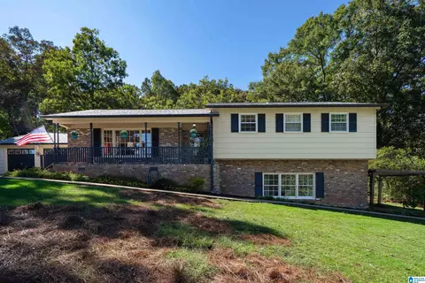 139 Winston Dr, Talladega, AL 35160