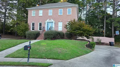 1009 Lake Shore Cir, Hoover, AL 35244