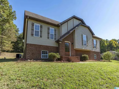 745 Fallview Ln, Odenville, AL 35120