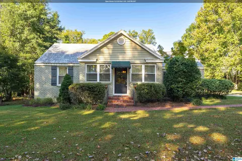 508 N Chalkville Rd, Trussville, AL 35173