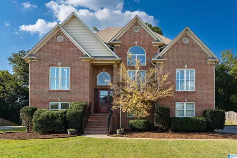 1022 Meadows Ln, Moody, AL 35004