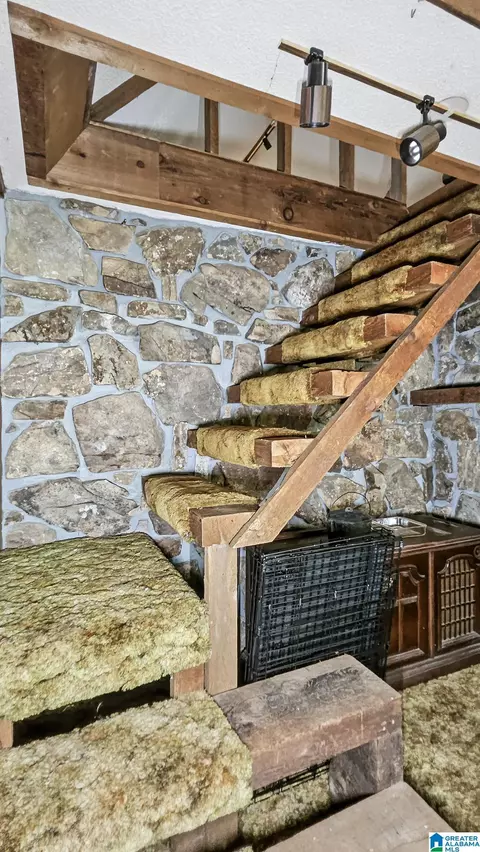 Entry Way - 367 Lovely Ln, Remlap, AL 35133 photo 6 of 7