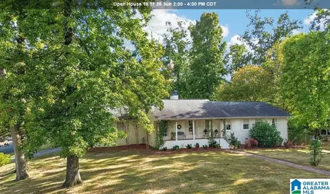 2709 Mount Royal Cir, Vestavia Hills, AL 35216