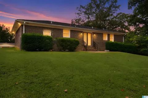 417 Fair Oaks Dr, Fairfield, AL 35064