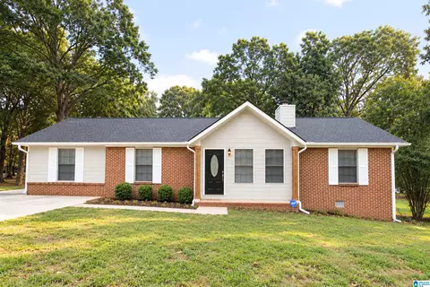 3615 Valleyview Dr, Oxford, AL 36203