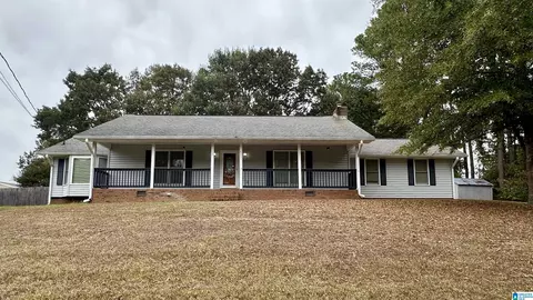 4137 Pecanwood Dr, Oxford, AL 36203