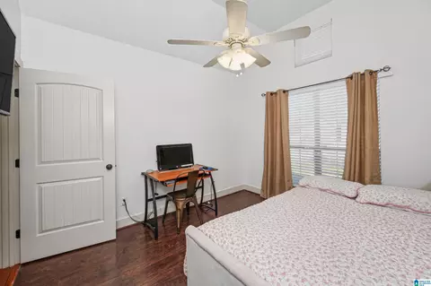Bedroom - 134 Falling Waters Ln, Maylene, AL 35114 photo 6 of 11