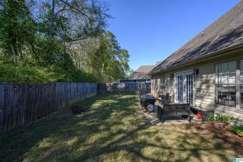 Exterior - 134 Falling Waters Ln, Maylene, AL 35114 photo 3 of 8