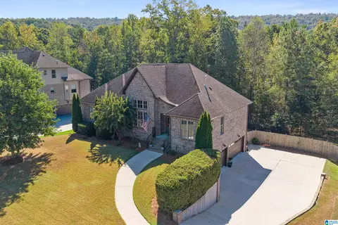 233 Grey Oaks Ct, Pelham, AL 35124