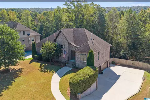 233 Grey Oaks Ct, Pelham, AL 35124