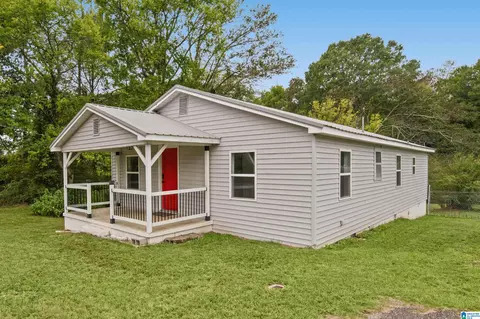 246 7th Ave, Pleasant Grove, AL 35127