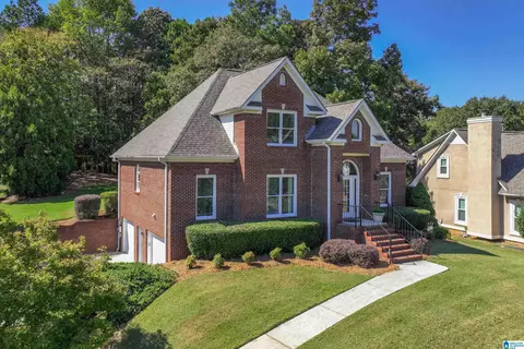 4012 Bent River Ln, Vestavia Hills, AL 35216