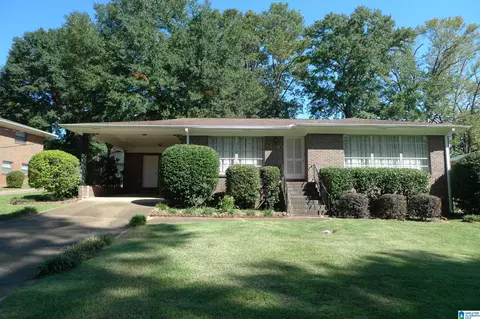 2105 Longview Dr, Bessemer, AL 35023