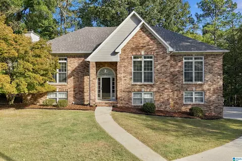 612 Brooks Ln, Hoover, AL 35244