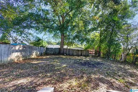 Exterior - 219 Hinkle Rd, Clanton, AL 35045 photo 3 of 3