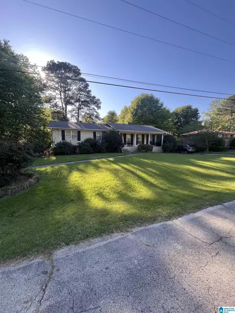 3325 Wentwood Cir, Adamsville, AL 35005