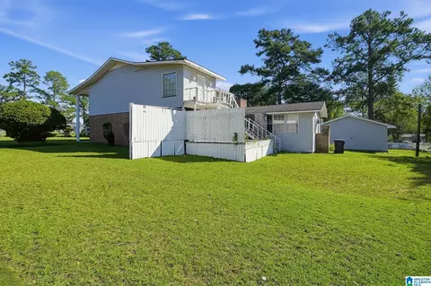 Exterior - 902 Dubois St, Dothan, AL 36303 photo 1 of 7