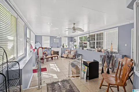 Entry Way - 902 Dubois St, Dothan, AL 36303 photo 7 of 7